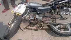 Bihar Road Accident : गयाजी में भीषण सड़क हादसा, बोलेरो की चपेट में आने से पत्नी की हुई मौत, पति गंभीर रूप से हुआ जख्मी 
