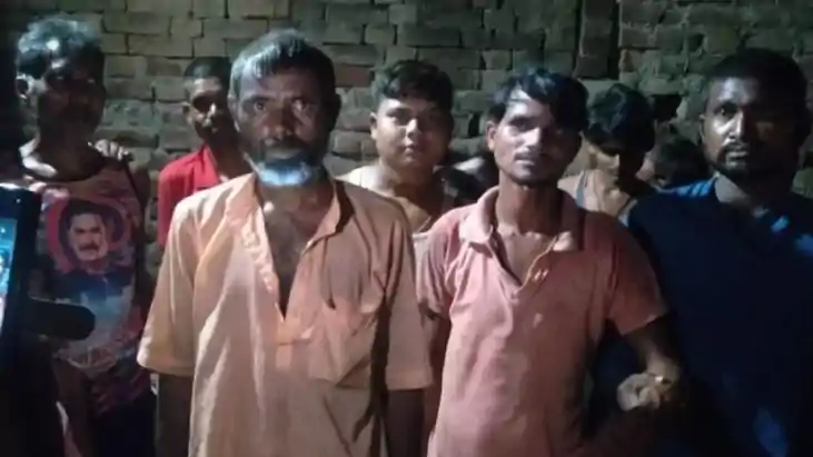 ससुराल आए दामाद ऐसी खातिरदारी, ग्रामीणों ने चोर समझकर कर दी ससुराल आए दामाद ऐसी खातिरदारी, ग्रामीणों ने चोर समझकर कर दी