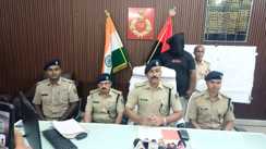 Bihar News : मुजफ्फरपुर के अहियापुर बुलडोजर कांड में पुलिस ने की बड़ी कार्रवाई, 52 मकान-बाउंड्री तोड़ने का एक और आरोपी गिरफ्तार, कुल 8 पहुंचे जेल