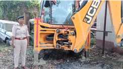 Bihar Crime : मुजफ्फरपुर में अवैध खनन सिंडिकेट के खिलाफ हुई बड़ी कार्रवाई, पुलिस ने अवैध खनन करते जेसीबी किया जब्त