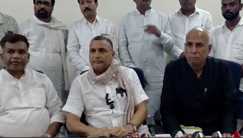 Bihar politics - राहुल गांधी के हेलिकॉप्टर को उतरने की नहीं मिल रही इजाजत, जिला प्रशासन  पर सरकार के इशारों  पर काम करने का लगा आरोप