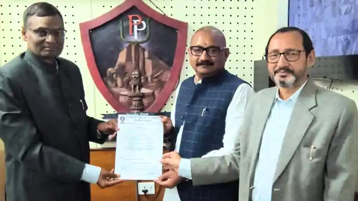 Bihar News : मंत्री के साथ अब प्रोफेसर भी! डॉ. अशोक चौधरी ने