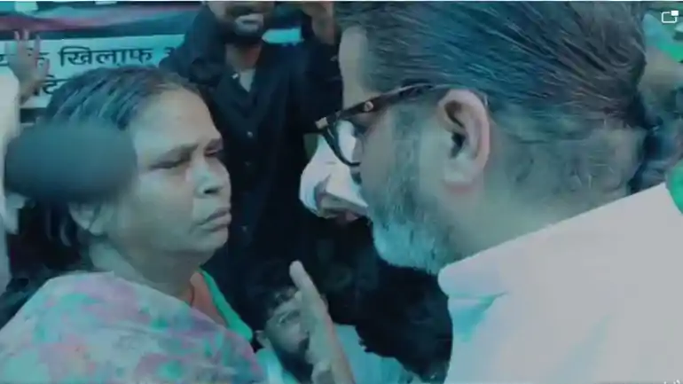 Prashant Kishor Meets Bunty Yadavs Mother 