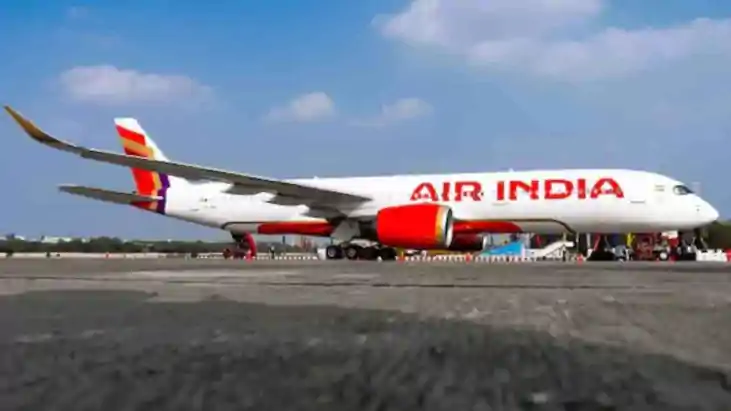 Air india - दिल्ली से रांची आ रही एयर इंडिया की फ्लाइट में आ Air india - दिल्ली से रांची आ रही एयर इंडिया की फ्लाइट में आ