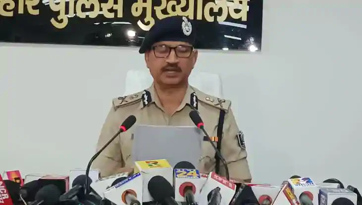 Bihar police - सीएम नीतीश की राह पर बिहार पुलिस, बढ़ते अपराध Bihar police - सीएम नीतीश की राह पर बिहार पुलिस, बढ़ते अपराध