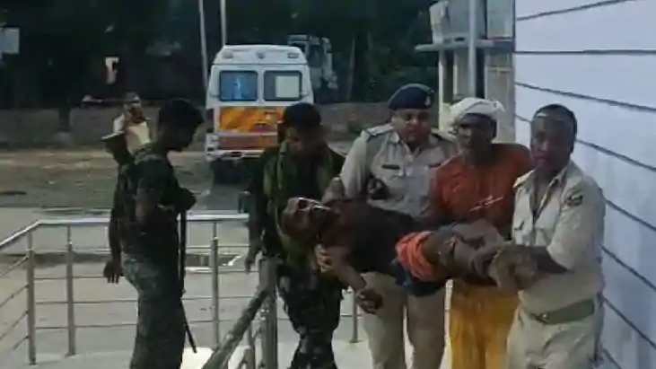 Bihar land Dispute - जमीन विवाद को लेकर दो गुटों में हुई गोल Bihar land Dispute - जमीन विवाद को लेकर दो गुटों में हुई गोल