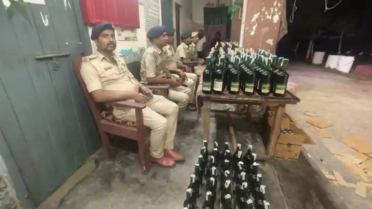 Bihar News : सहरसा में कोशी बांध पर पुलिस की बड़ी कार्रवाई, 