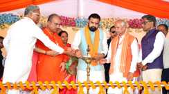 Bihar News : सिवान में आयोजित सहयोग शिविर में शामिल हुए मुख्यमंत्री सम्राट चौधरी, 180 करोड़ रुपये की 38 योजनाओं का किया उद्घाटन और शिलान्यास 