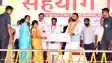 Bihar News : सिवान में आयोजित सहयोग शिविर में शामिल हुए मुख्यमंत्री सम्राट चौधरी, 180 करोड़ रुपये की 38 योजनाओं का किया उद्घाटन और शिलान्यास 
