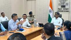 Bihar News : बिहार में रसोई गैस और ईंधन को लेकर चीफ सेक्रेटरी ने की हाई लेवल मीटिंग, कहा- अफवाहों पर न दें ध्यान, कालाबाजारी पर होगी जेल