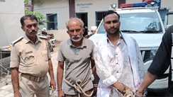 Bihar News : गोपालगंज में भाई ही निकला संतोष हत्याकांड का मास्टरमाइंड, पड़ोसियों को फंसाने के लिए रची साजिश, थानाध्यक्ष हुए सस्पेंड
