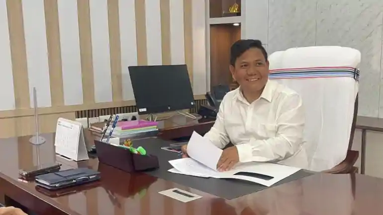 Vinod Singh Gunjyal