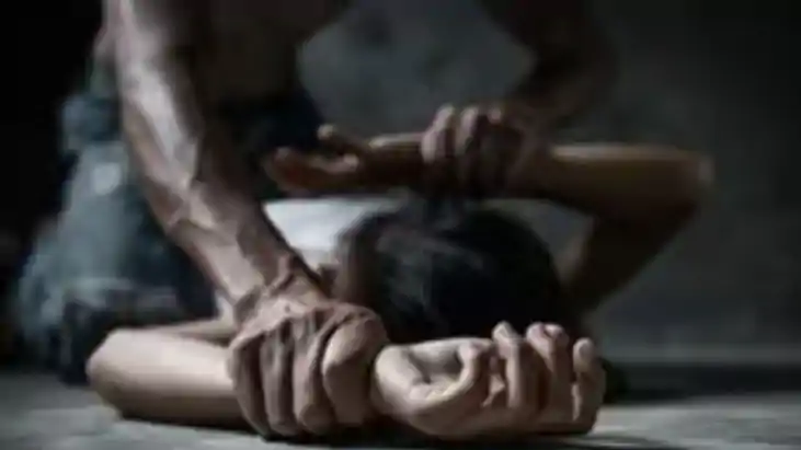 Crime News: सोशल मीडिया के दोस्त ने बनाया हवस का शिकार, नाबा