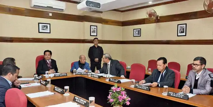 भाजपा शासित इस राज्य के आठ मंत्रियों ने एक साथ दिया इस्तीफा,