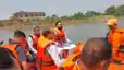Shivraj Samrat Survey Flood Hit Fields in Vaishali Terasia