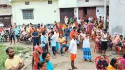 Bihar News : बेतिया में बुजुर्ग महिला की बदमाशों ने की गला रेतकर निर्मम हत्या, कटी उंगलियां सिर के पास मिलीं, इलाके में फैली सनसनी 