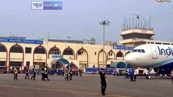 Patna airport news  - पटना एयरपोर्ट पर पायलट की सूझबुझ से टल