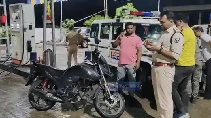Bihar Crime News : मुजफ्फरपुर में सरेशाम बदमाशों ने पेट्रोल 