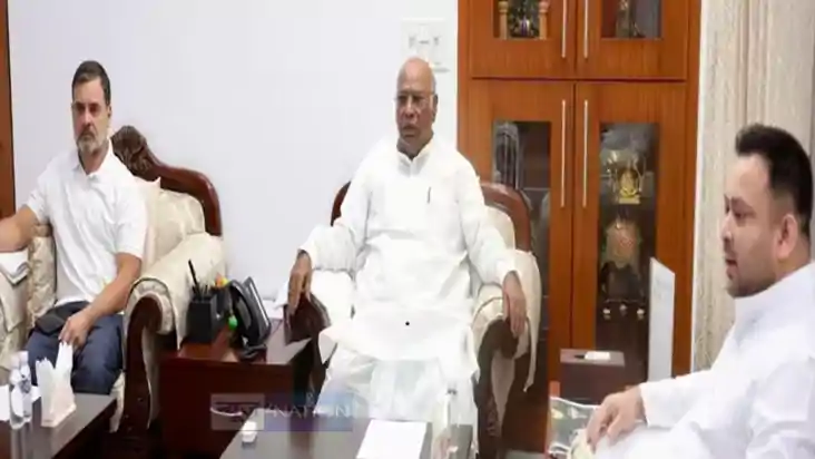 तेजस्वी यादव 