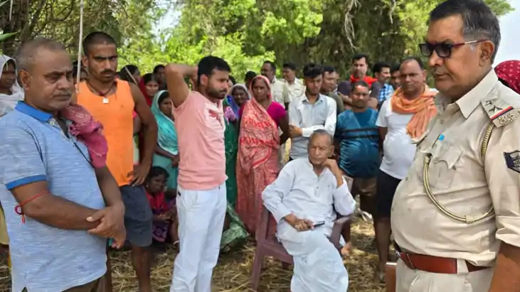 सुबह टहलने निकले पैक्स अध्यक्ष की खेत में मिली लाश, इलाके मे