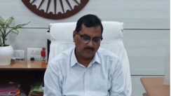 डीएम के नाम से फर्जी फेसबुक अकाउंट बना ठगी की कोशिश, खुद जिलाधिकारी ने लोगों से सावधान रहने की अपील की