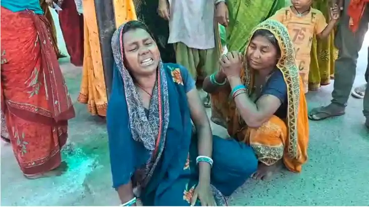 Bihar Crime : लव मैरेज के बाद परिजनों का भड़का गुस्सा, बेटी औ Bihar Crime : लव मैरेज के बाद परिजनों का भड़का गुस्सा, बेटी औ