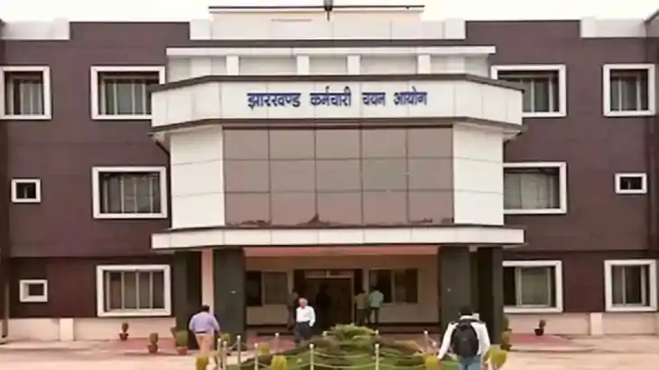 JSSC CGL परीक्षा गड़बड़ी: सचिव के ठिकानों पर CID की छापेमारी