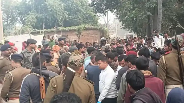 आंगनबाड़ी सहायिका की पीट-पीटकर हत्या,  घर से 100 मीटर दूर मि