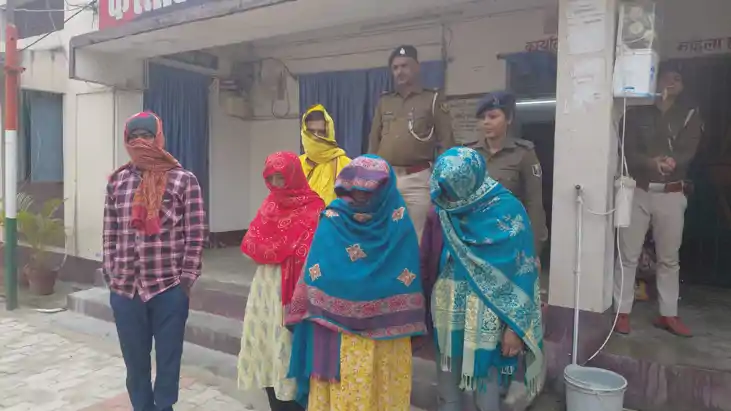 शर्मनाक: 10 हजार में खरीदी गई इंसानियत! घर से भागी बहनों को 