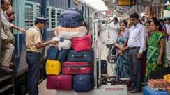 अब स्टेशन पर ही तुलेगा सामान, स्लीपर में 40 तो जनरल में 35 KG... इससे ज्यादा सामान हुआ तो ढीली करनी होगी जेब; अश्विनी वैष्णव का बयान