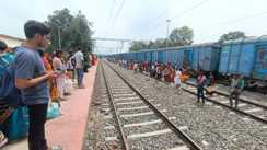 लालू यादव के ड्रीम प्रोजेक्ट को एनडीए ने दी रफ्तार, 16 साल बाद बिहारीगंज-कुर्सेला रेल लाइन का DPR तैयार, इतने करोड़ की राशि मंजूर