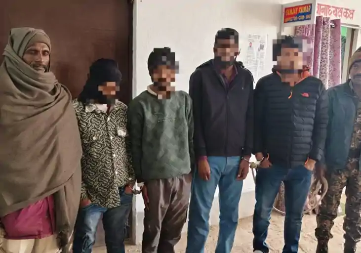 भोजपुर पुलिस का 'सुपरफास्ट' एक्शन: गहनों की दुकान में हाथ सा