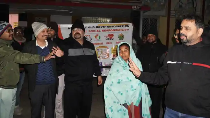 Bihar News : पूर्णिया में नोबा जीएसआर ने चलाया शीत राहत सेवा