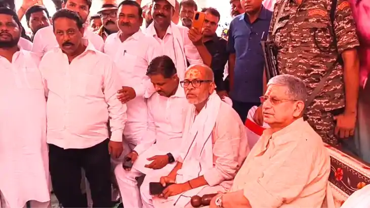 Bihar Politics : मुंगेर में एक दर्जन जगहों पर जन संवाद कार्य