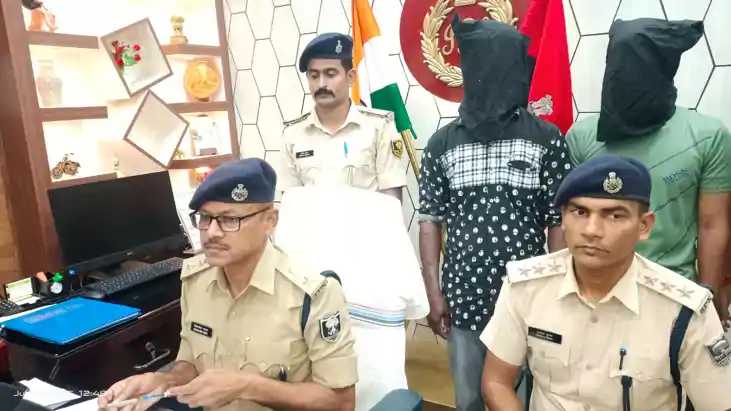 Bihar Crime News : जमुई पुलिस को मिली बड़ी कामयाबी, भाई के हत Bihar Crime News : जमुई पुलिस को मिली बड़ी कामयाबी, भाई के हत