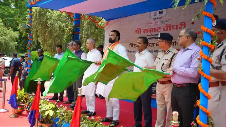 बिहार पुलिस बेड़े में शामिल हुए 84 नए वाहन: सीएम सम्राट चौधरी ने किया लोकार्पण, महिला पुलिस कर्मियों को मिलेंगी 1500 स्कूटर