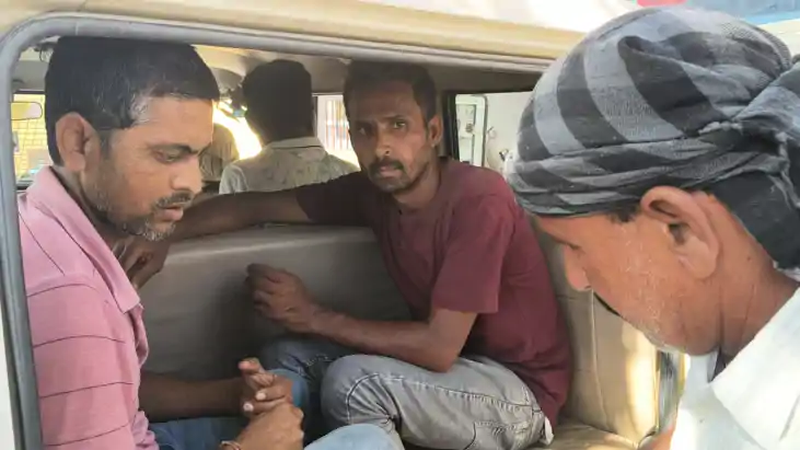 Bihar News : सीतामढ़ी में स्टैंड के नाम पर अवैध वसूली करना पड़ Bihar News : सीतामढ़ी में स्टैंड के नाम पर अवैध वसूली करना पड़