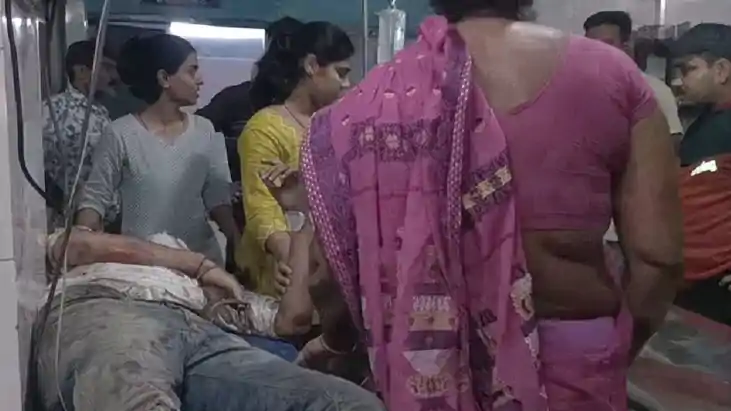 Bihar Accident news - तेज रफ्तार कार ने दो बाइकों में मारी ट