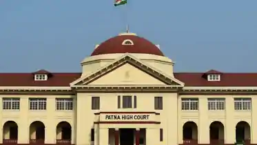 Bihar News : पटना हाईकोर्ट से बीएसपीएचसीएल को लगा बड़ा झटका, वर्ग 3 और 4 के कर्मियों की रद्द परीक्षा का आदेश निरस्त, 3 महीने में बहाली पूरी करने का निर्देश