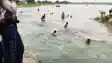 Bihar Flood News : गोपालगंज में गंडक नहर में 11 गुना अधिक पानी छोड़े जाने से गांवों में फैला पानी, ग्रामीणों में मचा हड़कंप