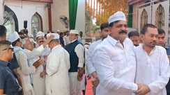 हज भवन में जदयू की इफ्तार पार्टी, नीतीश कुमार ने शिरकत कर दिया भाईचारे का संदेश, विजय चौधरी को सीएम ने पहनाई टोपी