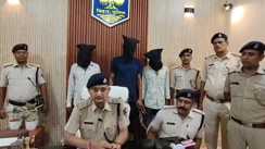 Bihar News : बेतिया में फायरिंग कर दहशत फैलाना बदमाशों को पड़ा महंगा, कुख्यात शूटर रवि मियां और भू-माफिया धीरज शुक्ला समेत तीन को पुलिस ने किया गिरफ्तार