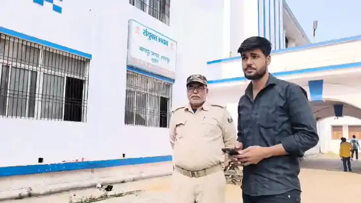 Bihar News : बिजली मीटर अपडेट करने के नाम पर साइबर अपराधियों