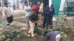 Bihar News : मुजफ्फरपुर में मानवता शर्मसार, नवजात के शव को मुंह में दबाकर ले गया कुत्ता, सीसीटीवी में कैद हुई वारदात 