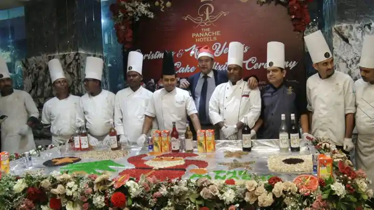द पनाश होटल में क्रिसमस और नव वर्ष के लिए 'केक मिक्सिंग सेलि