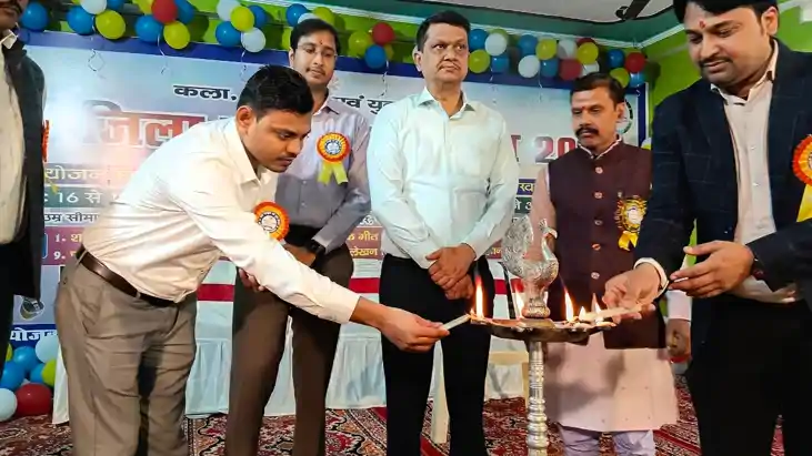 Bihar News : खगड़िया में 29 वें जिला स्तरीय युवा उत्सव की हुई