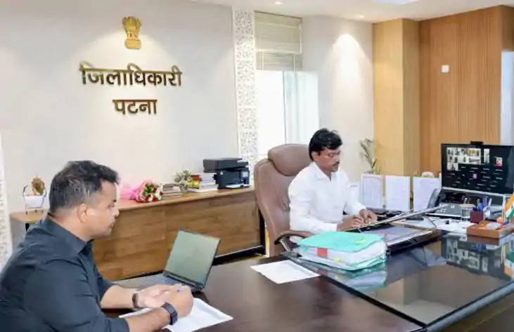 बिहार चुनाव खत्म होने के बाद भी पटना के अधिकारियों को नहीं म