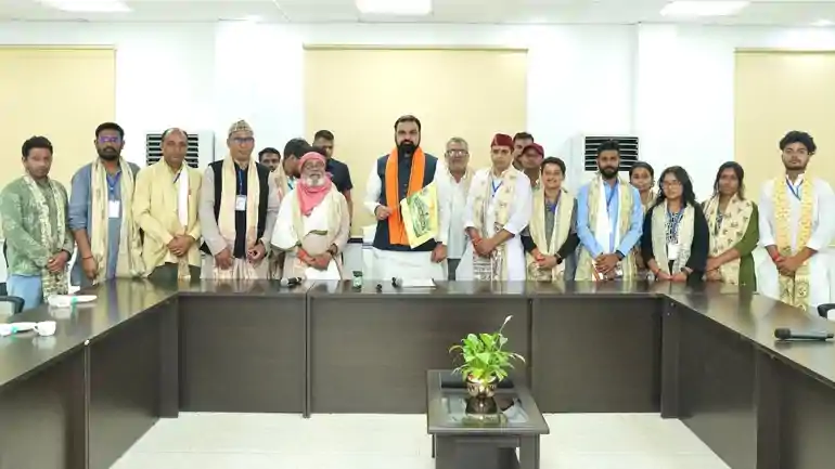 Samrat Choudhary Meets Prakriti Hi Prabhu Hai Cycling Team