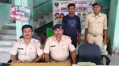 Bihar News : प्रेम जाल में फंसाकर प्रेमी ने प्रेमिका को रेड लाइट में बेचा, पुलिस ने ग्राहक बनकर किया रेस्क्यू, आरोपी को किया गिरफ्तार 