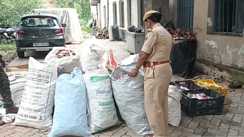 Bihar News : मुंगेर पुलिस ने अलग अलग ब्रांड के सिगरेट के 22,500 खाली डिब्बे किया जब्त, मौके से दो लोगों को किया गिरफ्तार